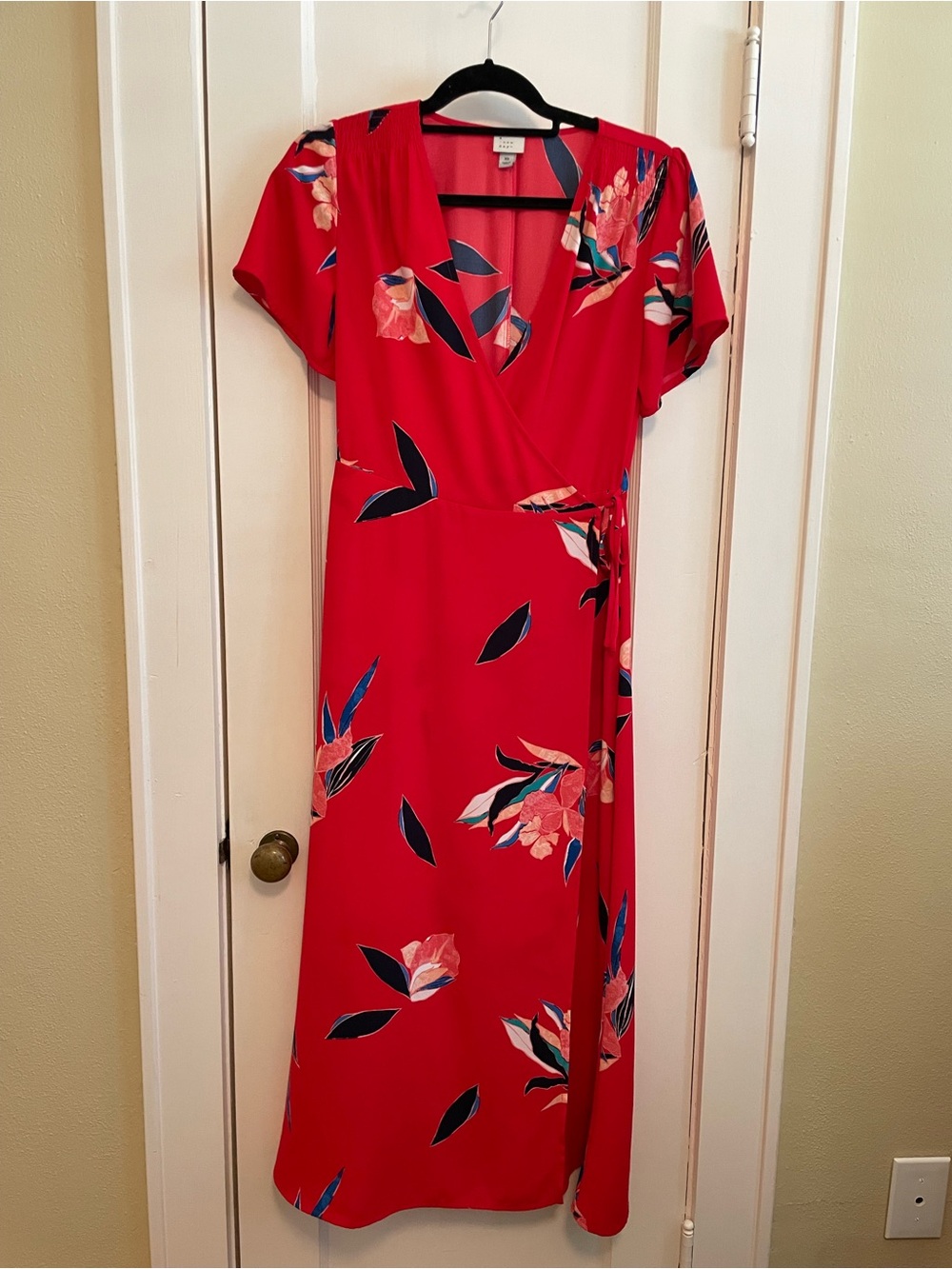 Red Floral V-neck Wrap Dress